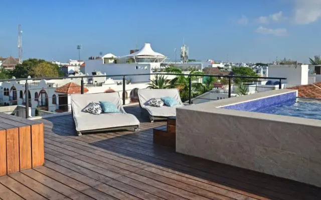 Lotus Apartments