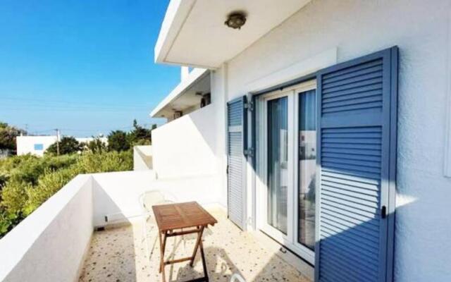 Androshouses gr - Agios Petros Beach apartment 2