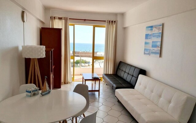 Apartment With one Bedroom in Monte Gordo, With Wonderful sea View, Terrace and Wifi - 200 m From the Beach