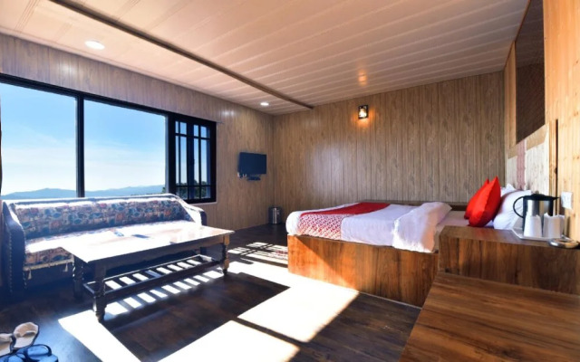Heaven Touch By OYO Rooms