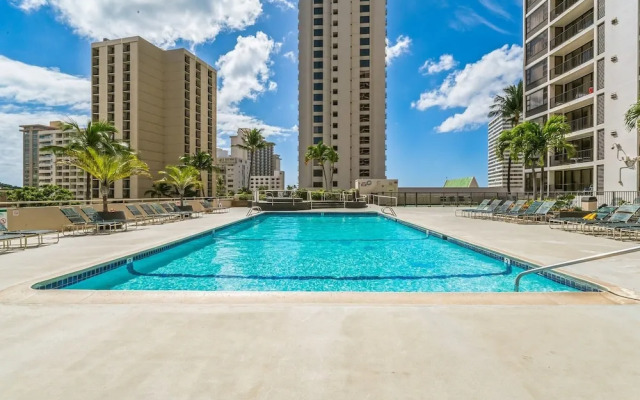 Tower 2 Suite 1207 1 Bedroom Condo