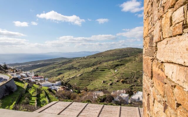 Tinos Pegion House