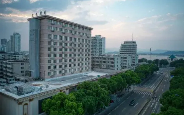 JI Hotel (Taizhou Jiaojiang Qihao Pier)