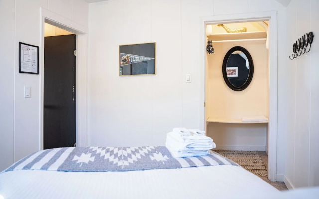 The Downtown Hive by Revelstoke Vacations