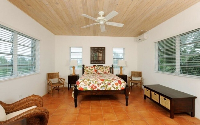 Goodwind & Cottage 6 Bedroom Home — фото 5