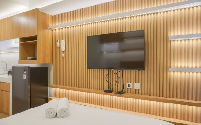 Homey Living Studio Room At Tokyo Riverside Pik 2 Apartment – Guest Rooms – Jakarta