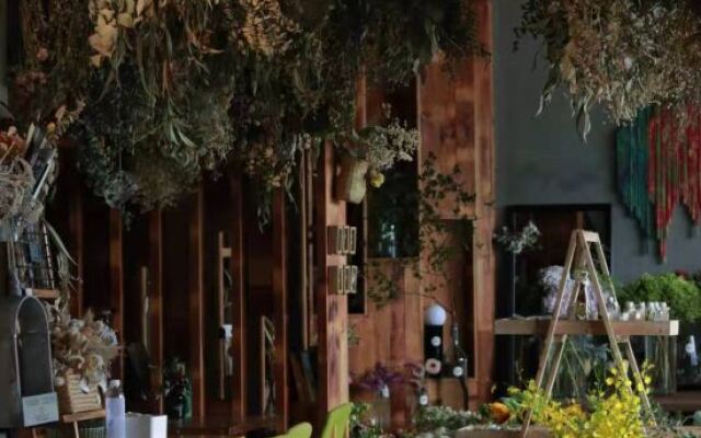 the Floral Lab