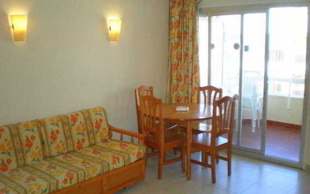 Apartamentos Alboran