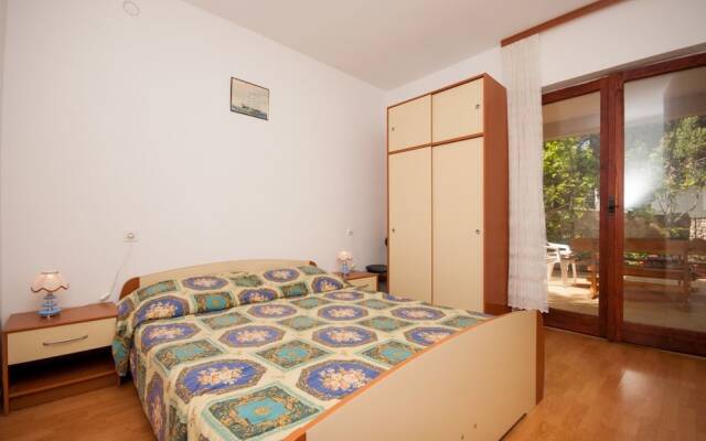 Apartments Josip