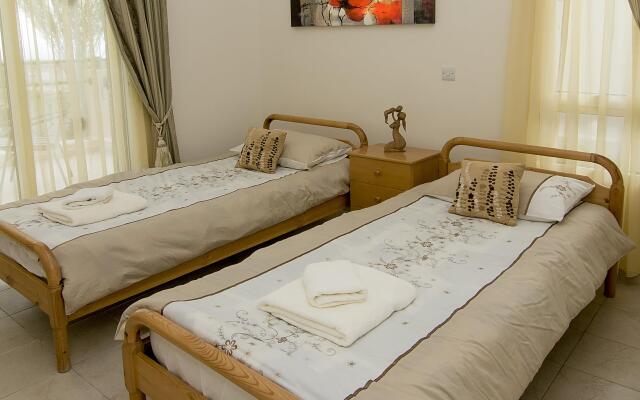 Villa Thea