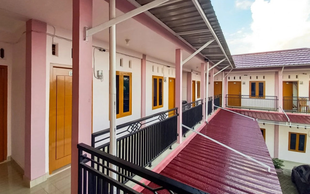 RedDoorz Syariah near JBC Jambi