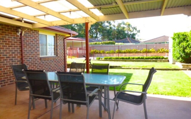 14 Lomandra