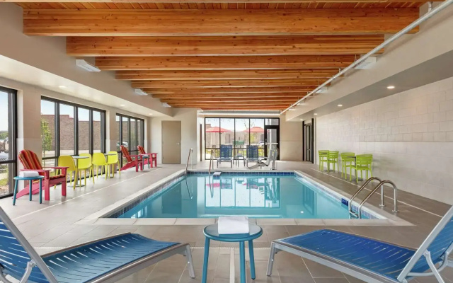 Home2 Suites By Hilton Milwaukee West