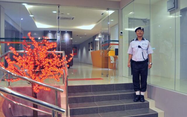 U Pac Hotel