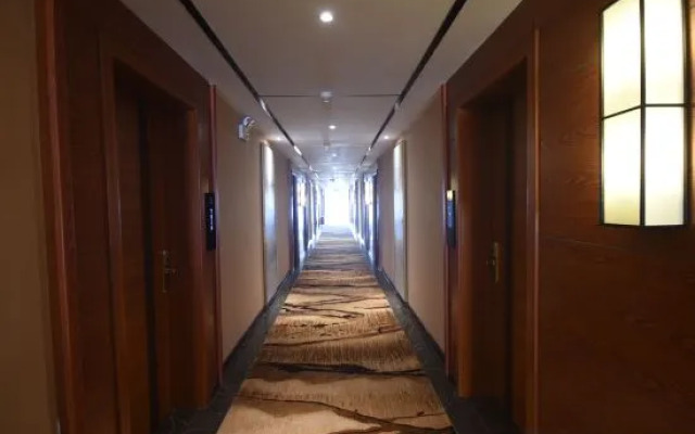 Afuer Chain Hotel （Tianzhu Bus Station Jinfeng Park）