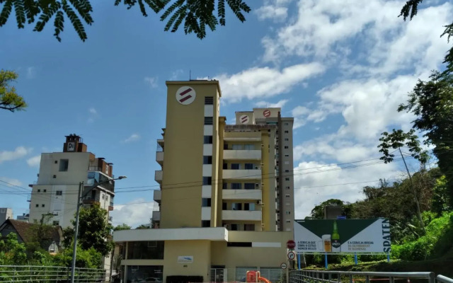 Apartamento ao lado da Vila Germânica