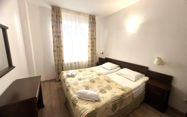 Stream Resort