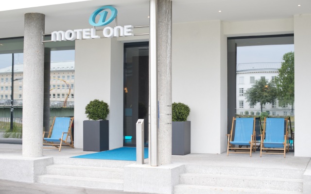 Motel One Salzburg - Mirabell