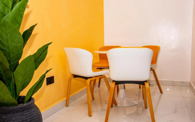 NIFEWAT APARTMENT,Cardiff suite 2bedroom apartment with gym ,Netflix and WiFi