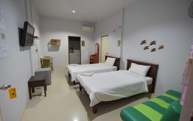 Pinthong Resort - Adults Only