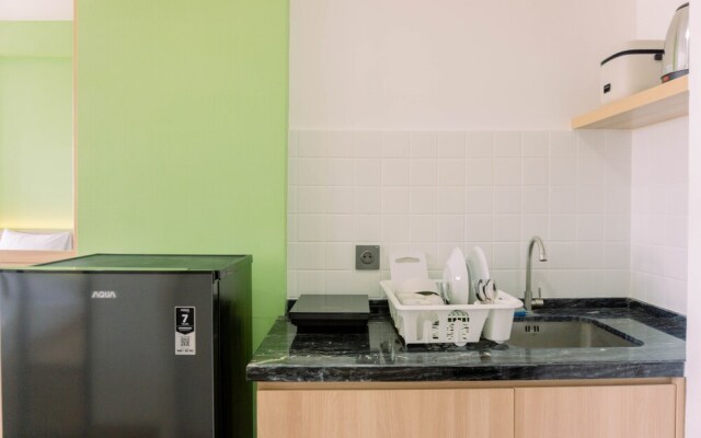 Homey And Cozy Living Studio Poris 88 Apartment