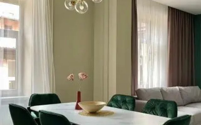 VIP Apartments na Krakivskiy