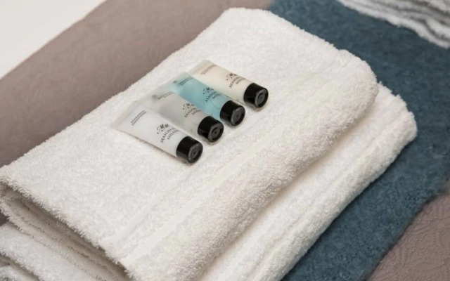 Superb Loft Apartment Steps Away From the Minster