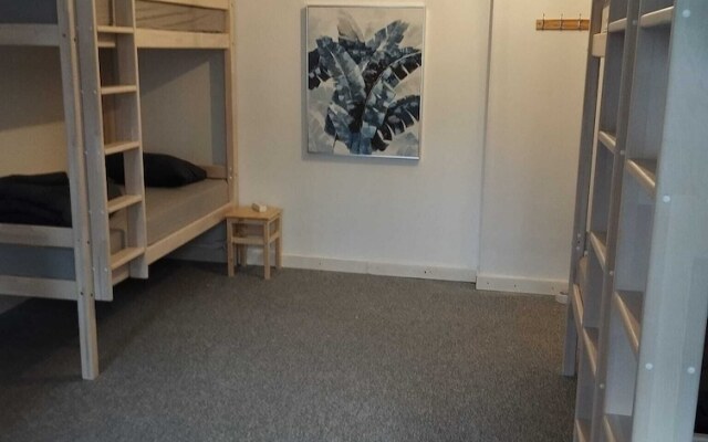 Lighthouse Hostel & Rooms