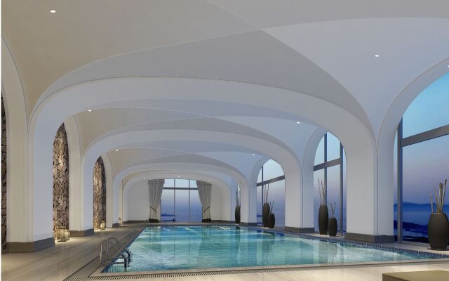 Crowne Plaza Qingdao Oriental Movie Metropolis