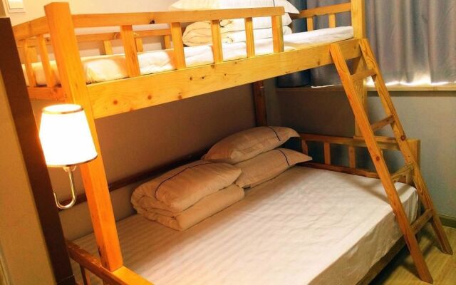 Nanchang Huyou Boutique Hotel Bayi Square Railway Station
