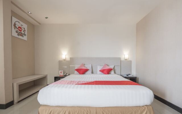 OYO 1081 Allson City Hotel Makassar
