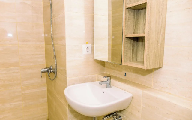 Comfort and Tidy Studio Apartment Springwood Residence Tangerang