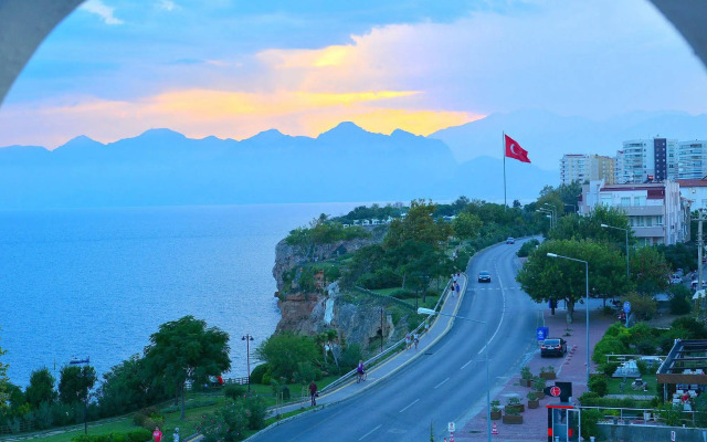 Nebilux Hotel