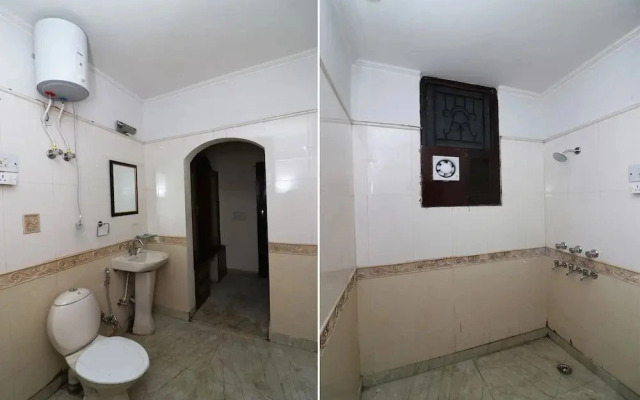 Silver Homes by OYO Rooms