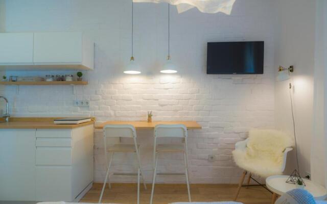 "D&M" Studio Apartments