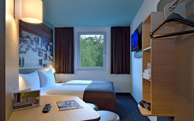 B&B Hotel Berlin-Dreilinden
