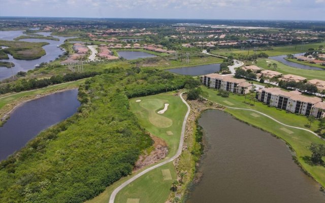 Golf Course Views 2 Bedroom Condo Located in River Strand Golf & Country Club 2 Condo by Redawning