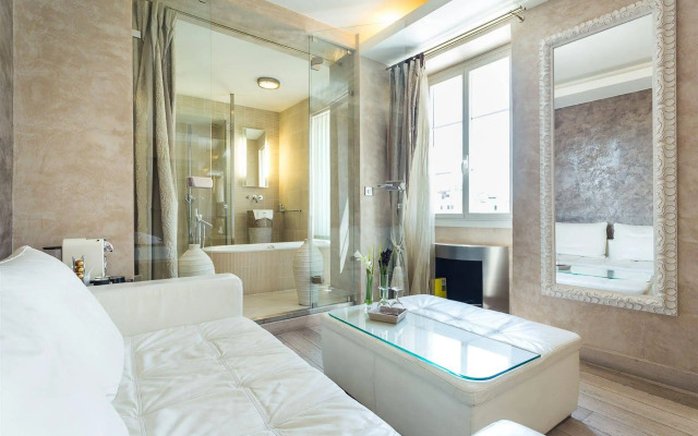 Le Petit Trianon et Le Charme des Suites