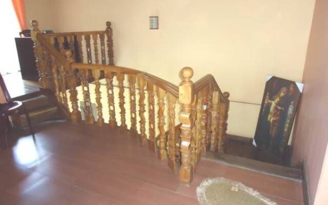 Nilmini Holiday Resort