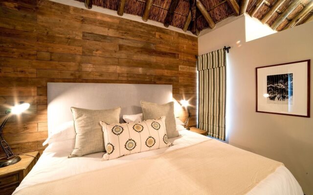 Burlington Bush Cottages