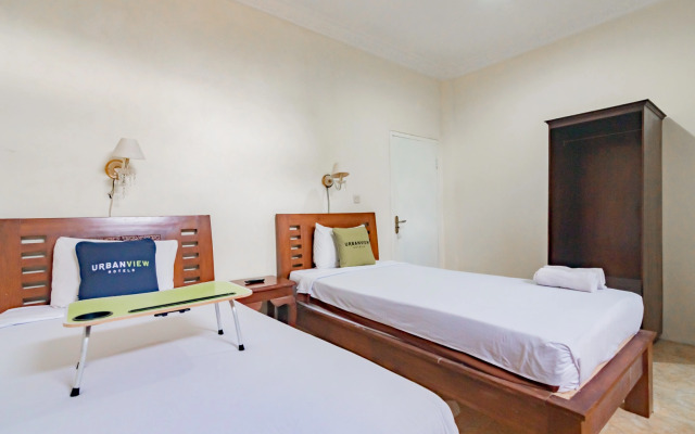 Urbanview Hotel Mon Bel Cibodas