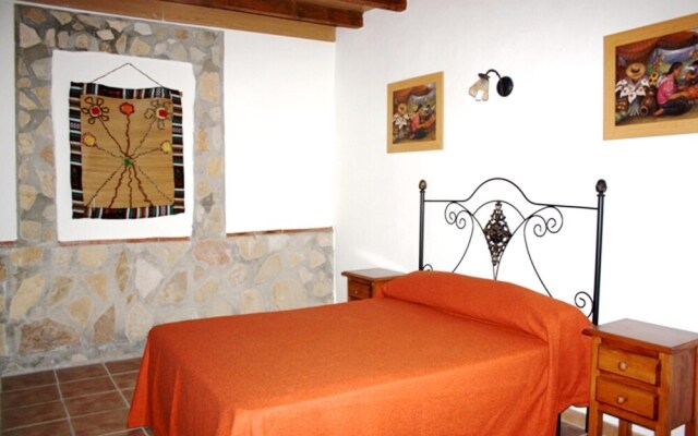 House With 2 Bedrooms in Montefrío, With Wonderful Mountain View, Priv