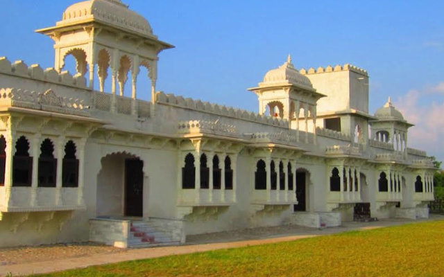Palace Anjali