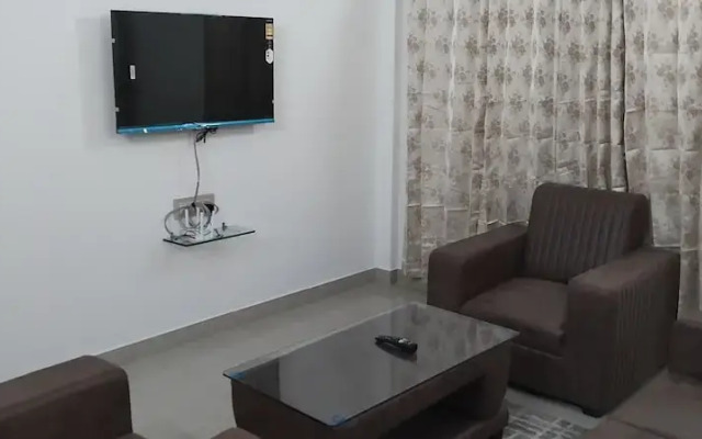 SLV Aashraya Apartment Stay
