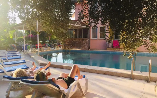 Şato Apart Hotel
