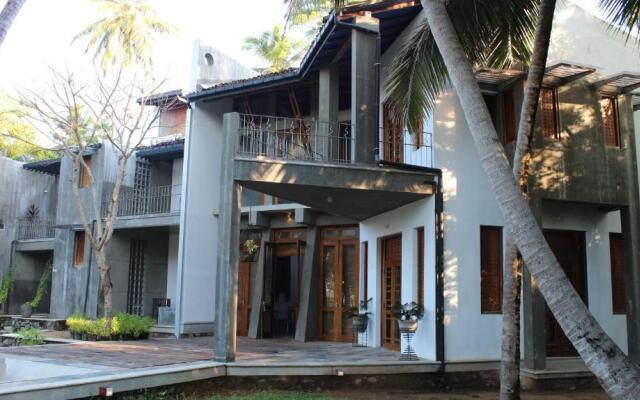 Isana Beach House