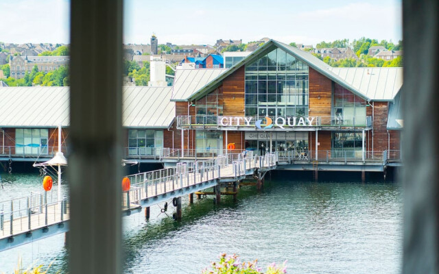 Quayside Apartment - Central Location