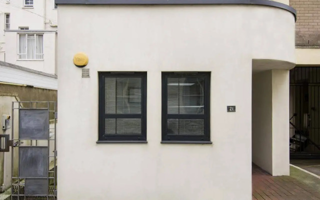 Mews House