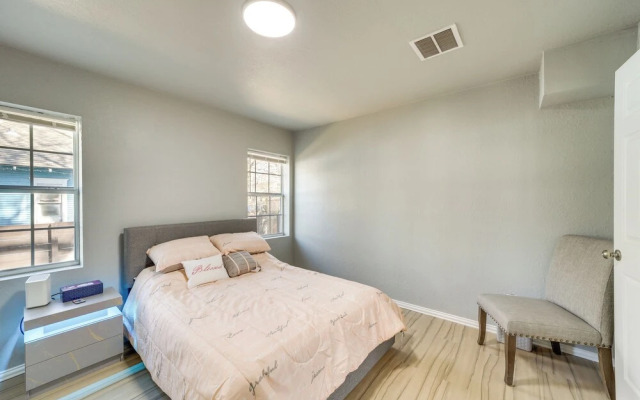 Convenient Tulsa Home - 2 Mi to Downtown!