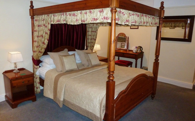 Blacksmiths Arms Inn